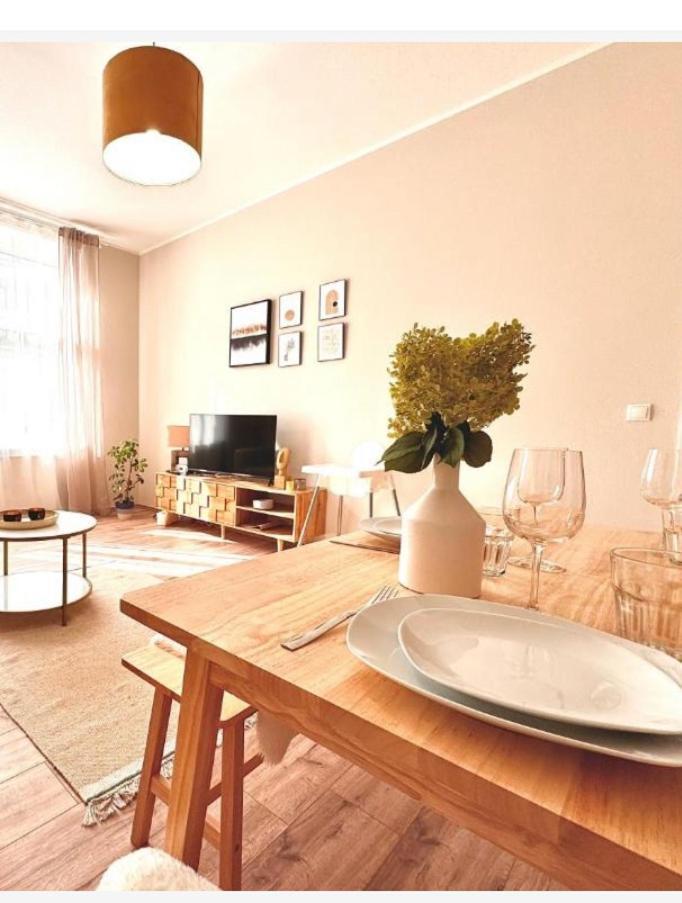 Bautzen Living Appartement - Zentrumslage Parkplatz Babybett Bagian luar foto